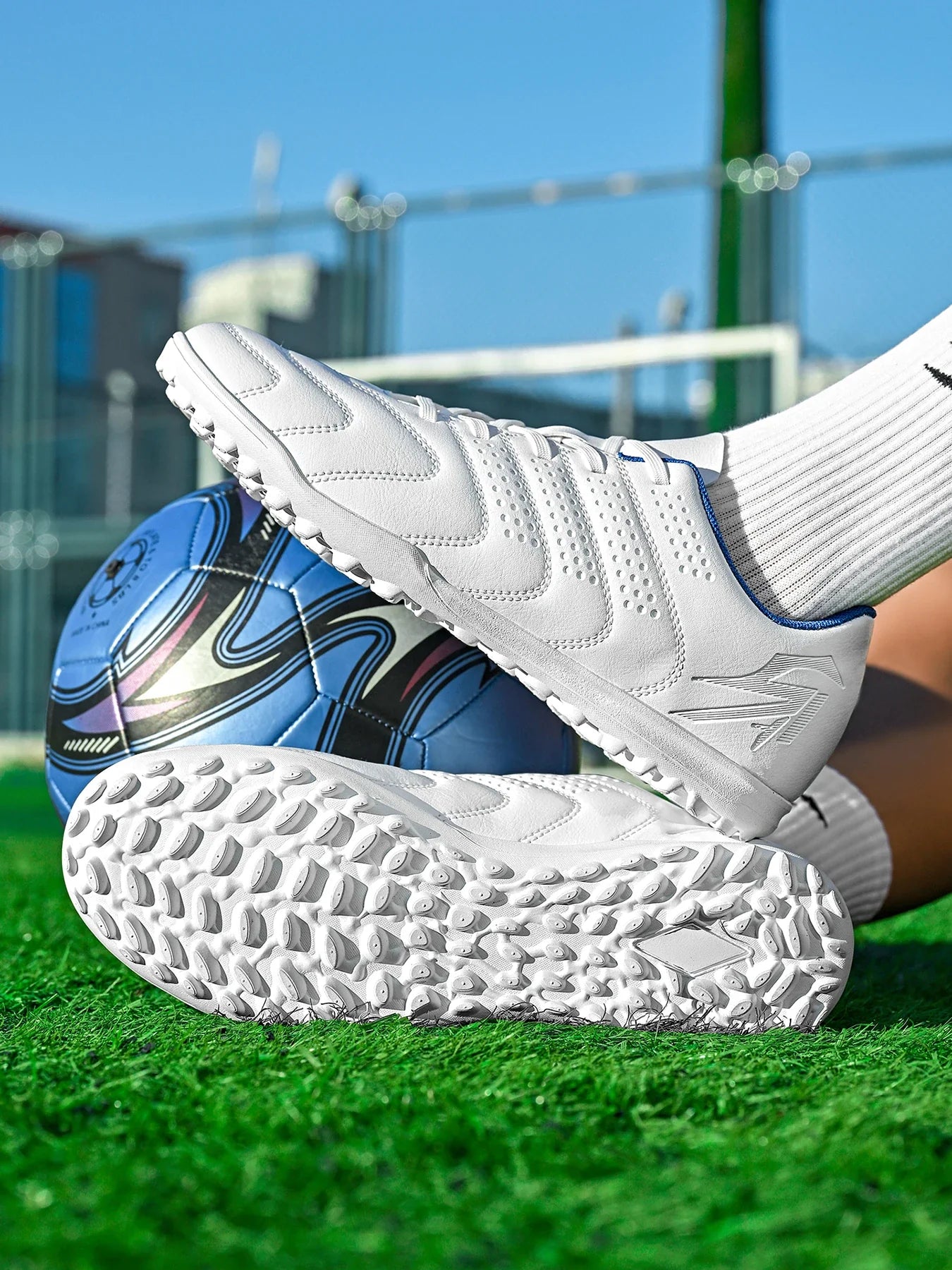 TF Studded Football Shoes for Teenagers and Kids, Unisex, Wear-Resistant, Non-Slip, Comfortable Student Match Football Shoes