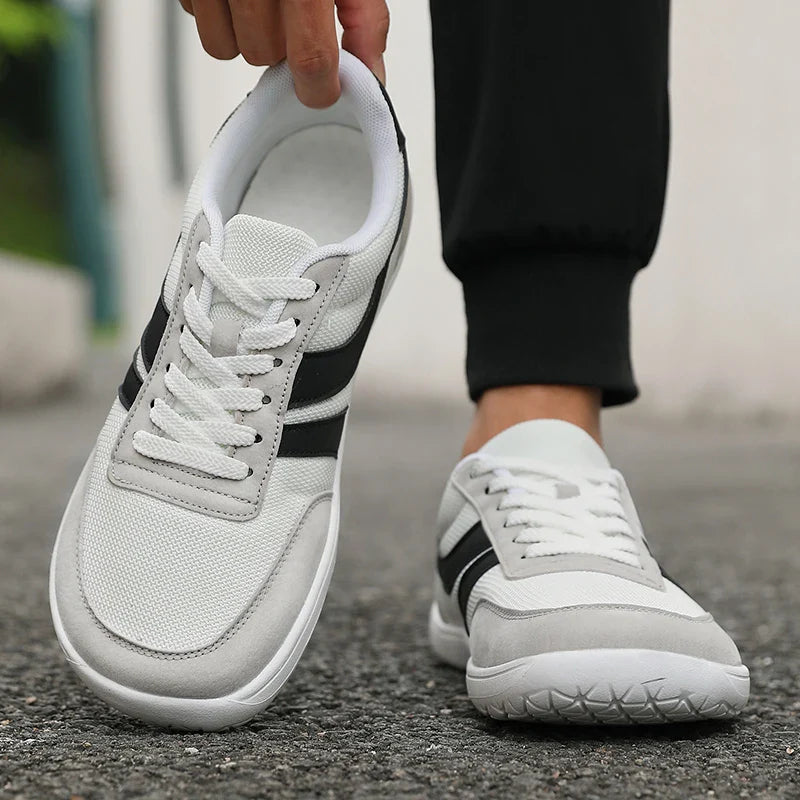 Sapatos Masculinos de Bico Largo Casuais Versáteis com Sola Macia Sapatos de Forma Larga Tênis de Caminhada Malha Respirável Sapatos Confortáveis Estilo Barefoot