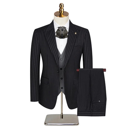 Men's Classic Formal Pinstripe Tuxedos Suits 3 Pieces Slim Fit Blazer Peak Lapel Two Button Groomsmen Wedding Dress Business