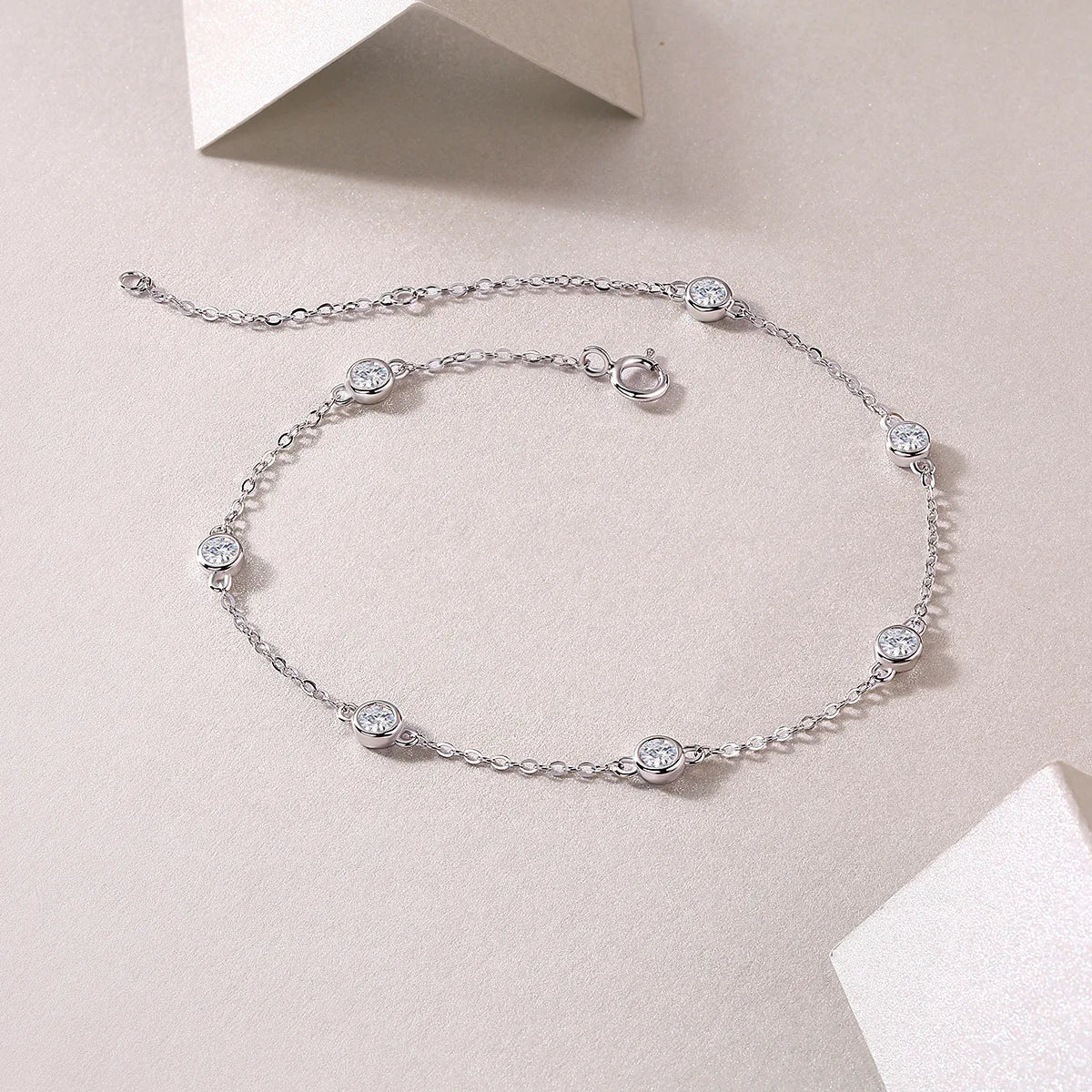 Round Bezel 0.87cttw Full D Color Moissanite Diamond Bracelet For Women 925 Silver GRA Certified 19cm Link Bracelets Gift