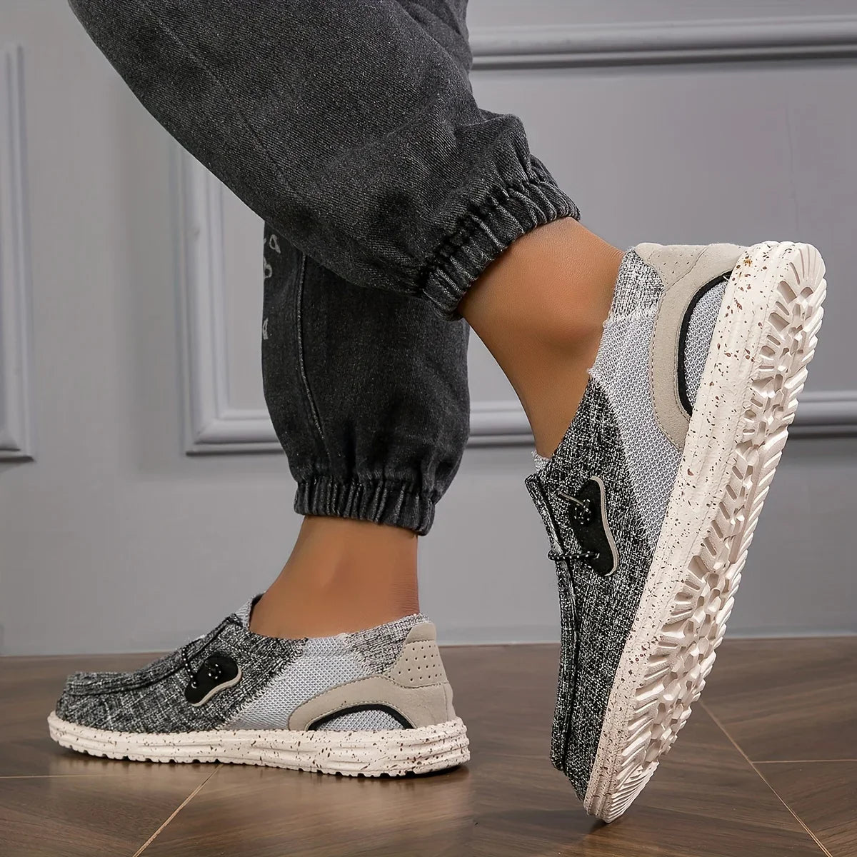 Men's Canvas Shoes Loafers Soft Comfortable Breathable Men's Casual Shoes Sneakers Vulcanized Shoes Flat Shoes Men Walking Shoes