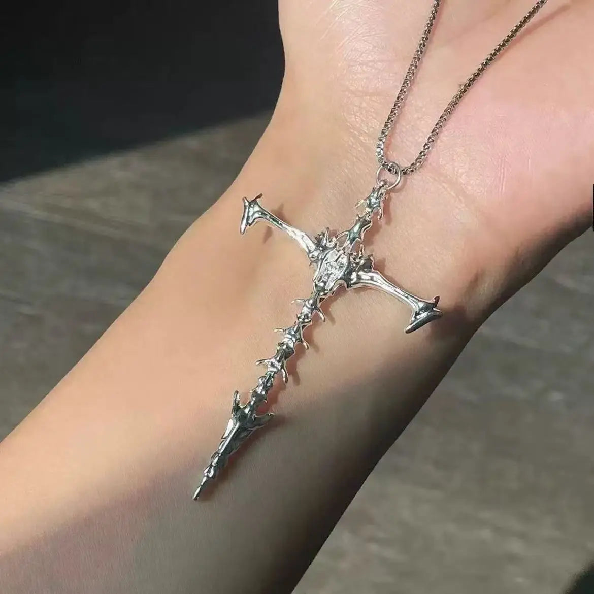 2025 Gothic Punk Cross Pendant Necklace For Women Men Vintage Unisex Silver Hip-Hop Chain Fashion Accessories