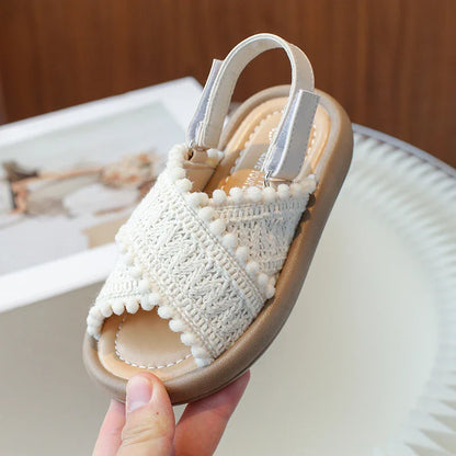 Girls Summer Beach Shoes Ethnic Style Kids Casual Sandals Soft Sole Fashion Children Retro Princess Shoes 2025 Summer New