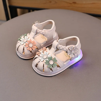 Girls Summer Fashion Light Hollow Breathable Sandals Toe Anti Kick Children Princess Shoes Toddler Toe Flower Toddler Shoes