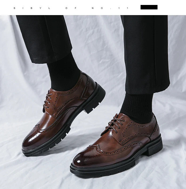 Brown Handmade Leather Men 2026 Oxford Shoes Black Leather Man Formal Classic Brogue Business Shoes Chaussure Homme