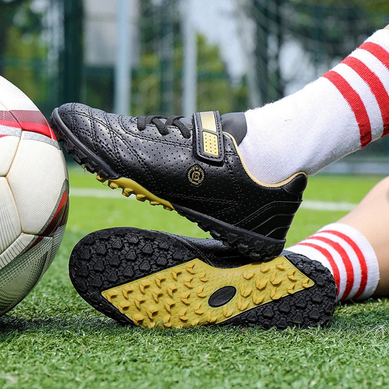 Children's Boys Low-Top Football Shoes Summer Breathable Sport Training Sneakers Outdoor Youth Turf Soccer Shoes