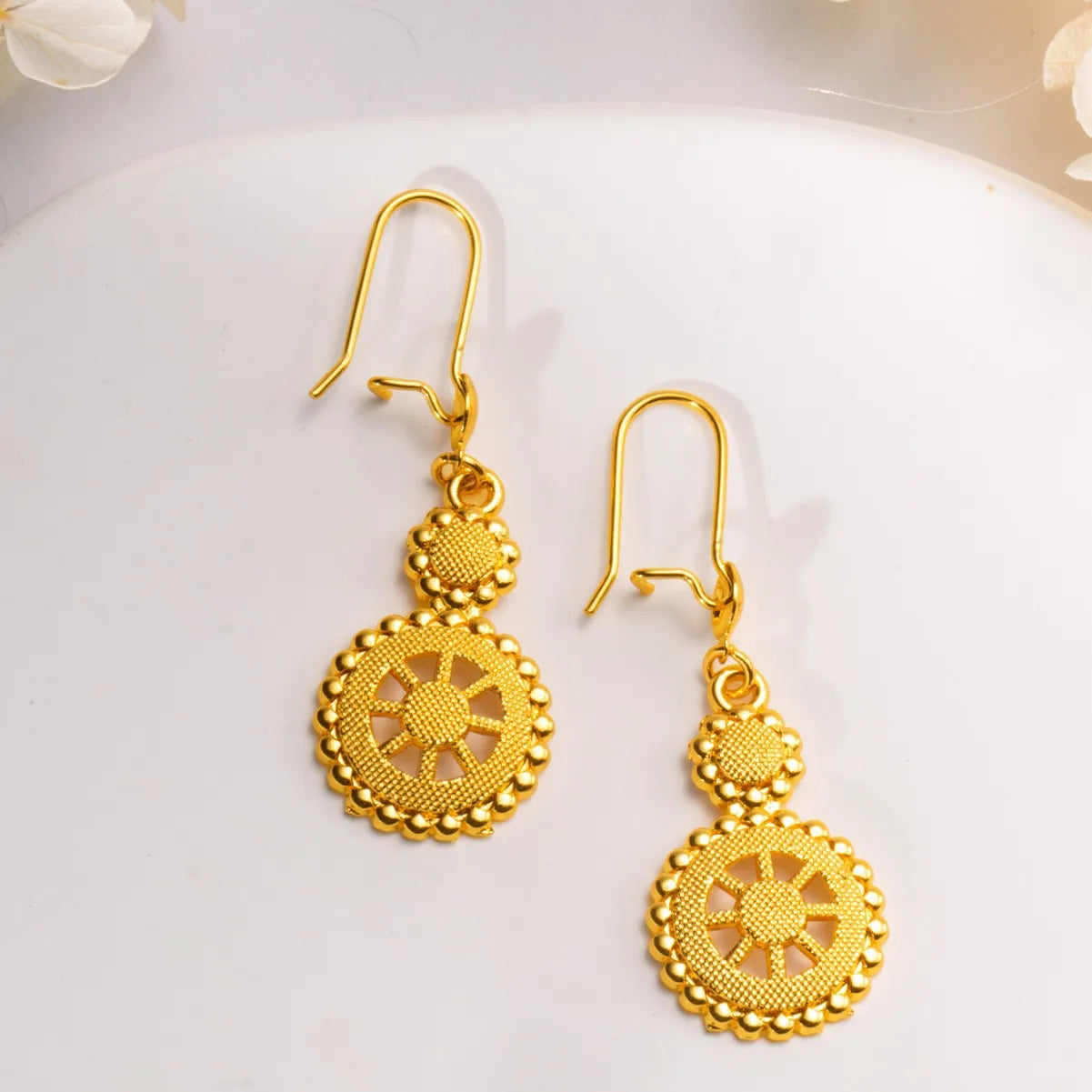 Women's 24K Gold Tassel Earrings, AU999 | "Tranquility" engraving with thread motifs, subtle professionalism for daily wear.