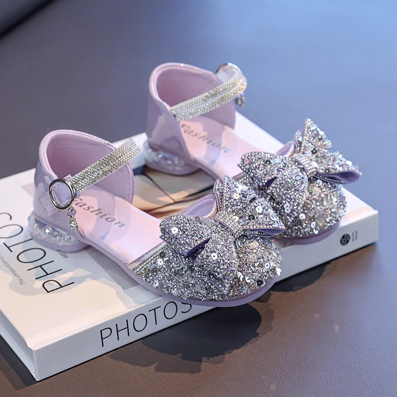 2025 Children's Crystal Princess Shoes bow Tie stylish summer new girls' head-wrapped sandals small high heels performance shoes