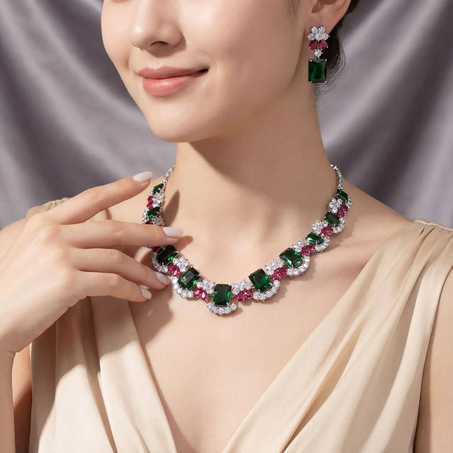 Classic Water Drop Zircon Necklace for Women - Emerald, Elegant, Luxurious Accessory, Bridal Gift, Clothing Accessory for Women