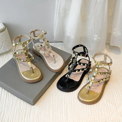 Summer New Kids Sandals Girls Princess Rivet Sandals Soft Children Beach Shoes Fashion Roman Sandals Size 26-36 Versatile