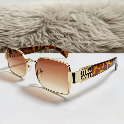 New Fashion Metal Box Women's Sunglasses High Quality High Sense Trend Street Sun Glasses Girls Sunshade Glasses UV400