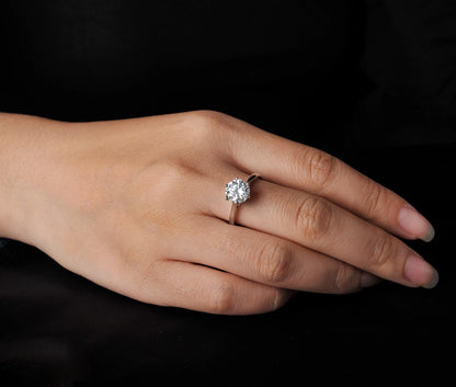 Moissanite D Color 0.5ct 1ct 2ct Round Cut S925 Sterling Silver Solitaire Wedding Engagement Ring for Women