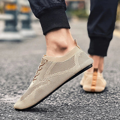 Sapatos Masculinos de Verão em Malha, Sapatilhas Planas para Uso Exterior, Sapatos de Caminhada de Alta Qualidade, Confortáveis, com Cadarço, Respiráveis, Antiderrapantes, Casuais