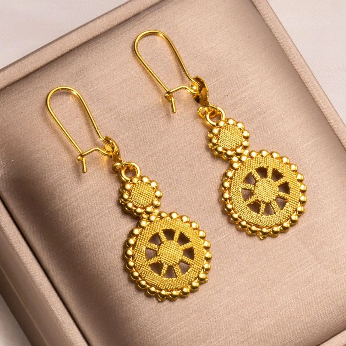 Women's 24K Gold Tassel Earrings, AU999 | "Tranquility" engraving with thread motifs, subtle professionalism for daily wear.