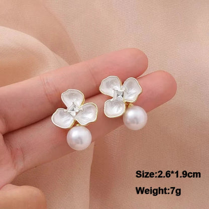 Pure White Women's Dangle Earrings Blooming Flower Acrylic Enamel Butterfly Imitation Pearl Heart Hanging Earrings Elegant brinc