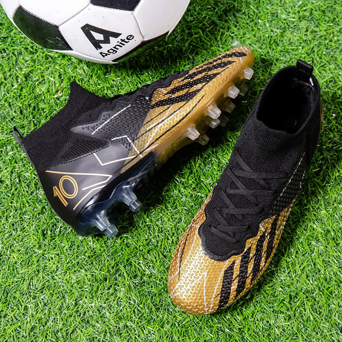 New summer anti-skid and wear-resistant long stud football shoes for men and women, for outdoor training