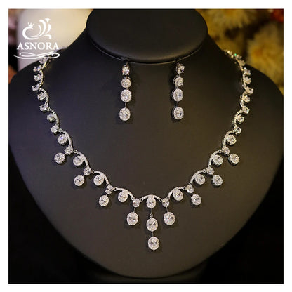 Simple Cubic Zirconia Tassel Water Drop Necklace Europe Bride Wedding Ball Jewelry Set For Women Dinner Party Accessories X0584
