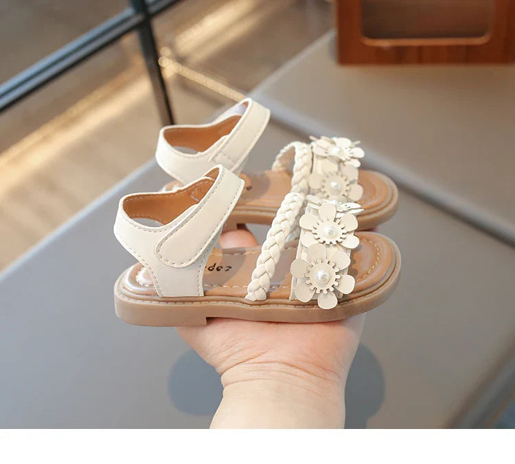 2026 High Quality Girls Sandals Flower Sweet Soft Children's Beach Shoes Kids Cute Summer Floral Sandals Princess Fashion 22-31