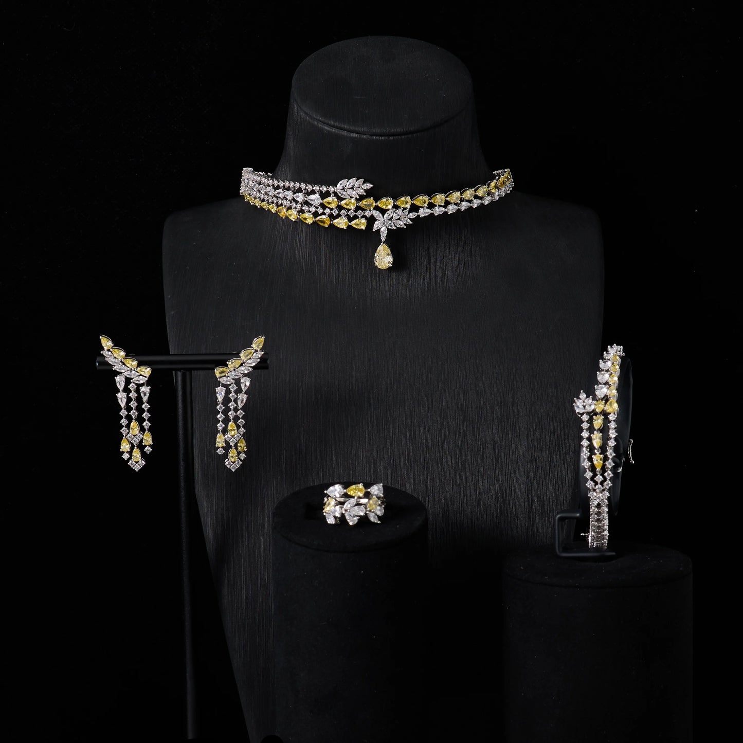 Luxury Choker Neck Necklaces Gift Set for Women Jewelry Sets Unique Color Cubic Zirconia Wedding Accessories