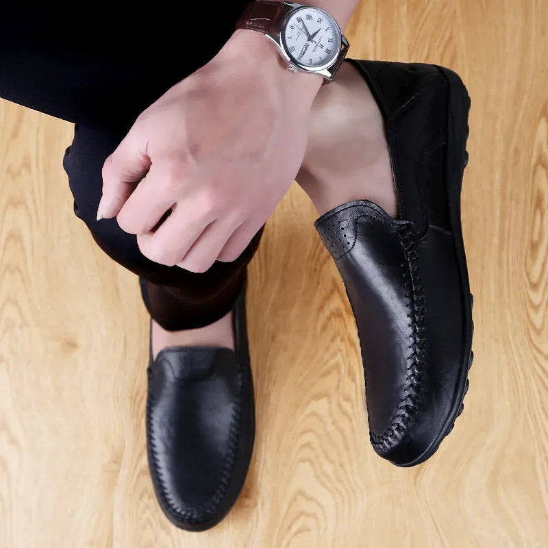 Genuine Leather Men Casual Shoes Luxury Brand Designer Men Loafers Moccasins Breathable Slip on Male Boat Shoes Plus Size 37-47