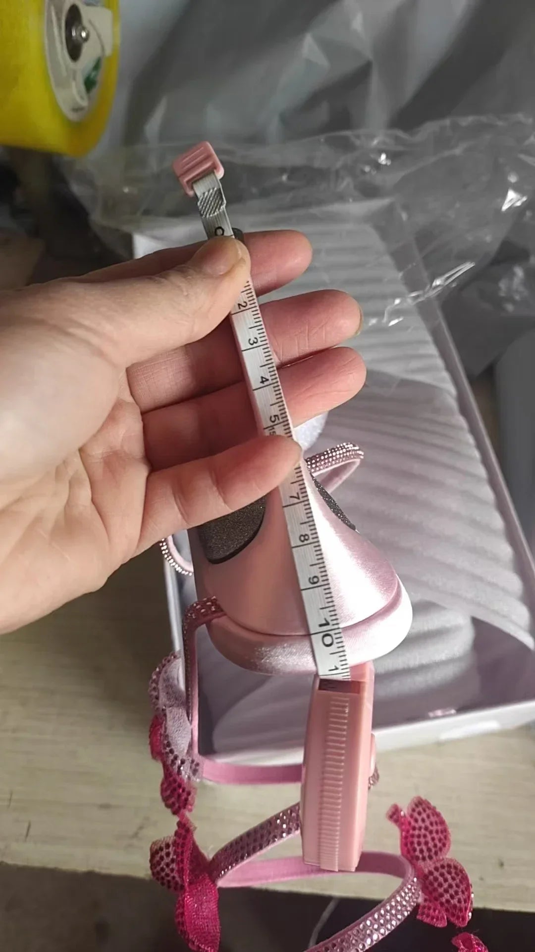 Luxury Designer Pink Flower Rhinestone High Heels Sandals Shoe Sexy Wrap Strap Open Toe Stripper Prom Party Ladies Shoes