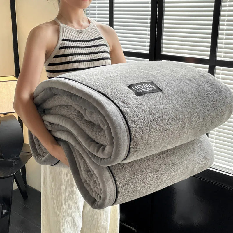 New Grade A Half-sided Velvet Autumn Winter Keep Warm Blankets for Bed Soft Fluffy Warmth Sofa Blanket Shawl Napping Blankets