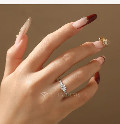 2026 New Simple Sparkling Oval Synthetic Moissanite Rings S925 Sterling Silver For Women Wedding Statement Fine Jewelry