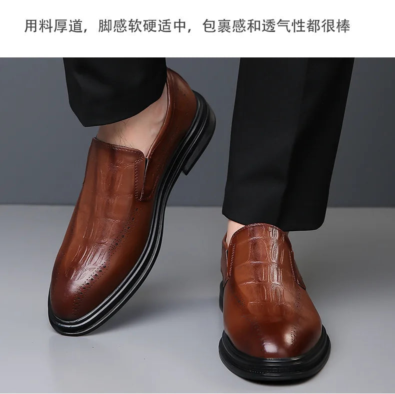 2026 Spring Autumn New Designer Brogue Shoes for Men Fashion Business Casual Shoes Male Solid Color Leather Shoe Loafers Man