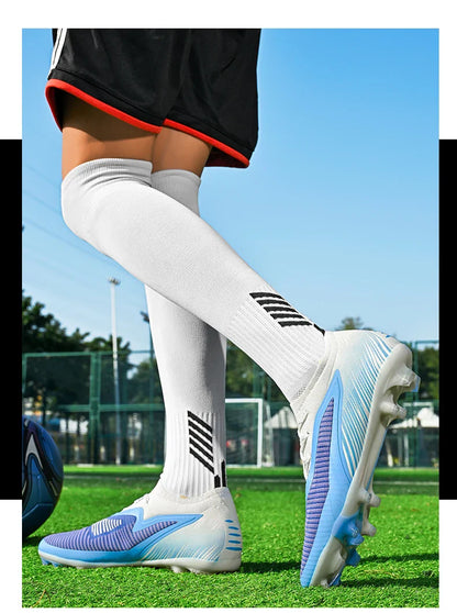 New Football Shoes Professional Low-top Soccer Field Cleats Outdoor Breathable Athletic Spikes Youth Boys Football Shoes Unisex