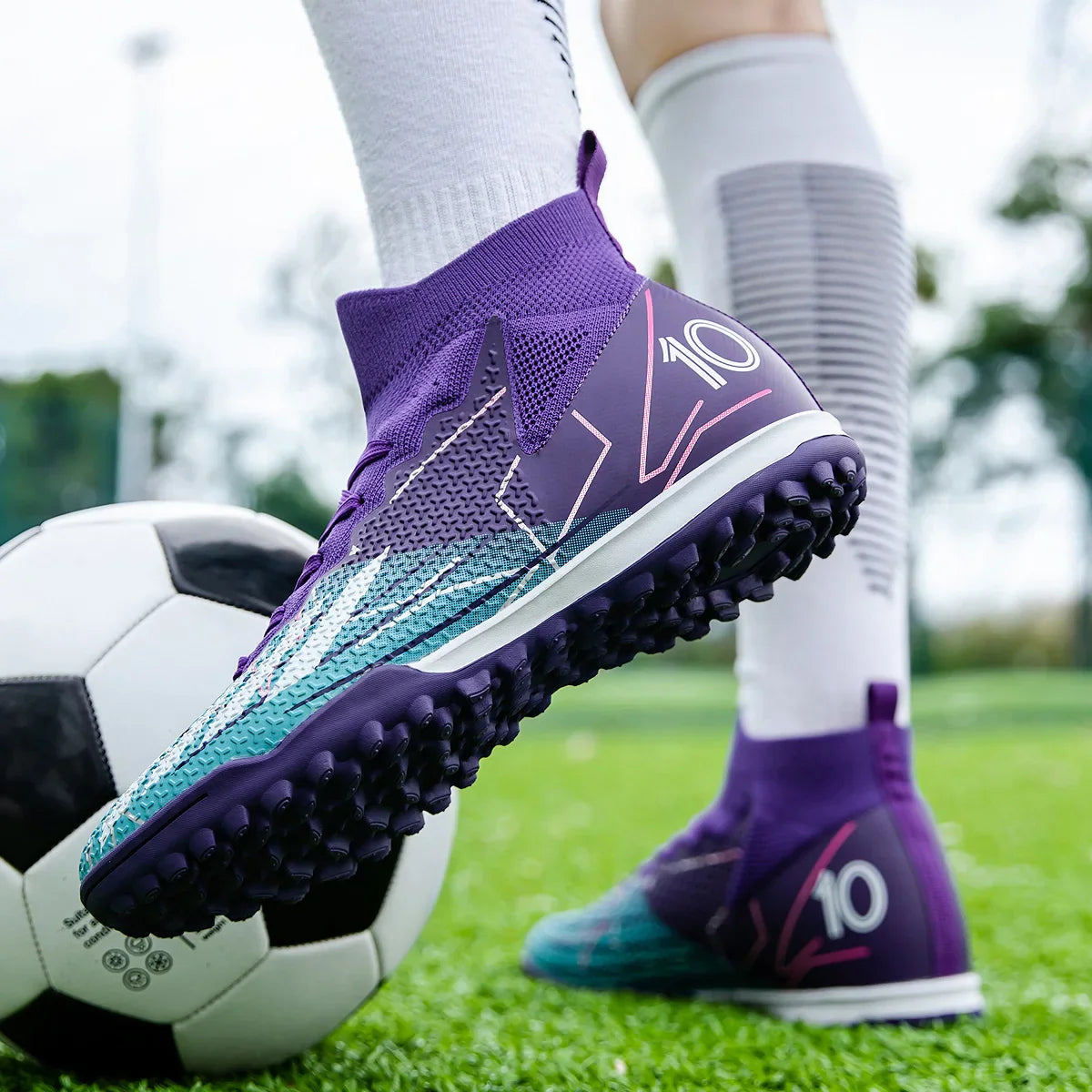 Limited high-top soccer boots FG spikes and TF broken nails Unisex style are available in 3 colors football boots sneakers