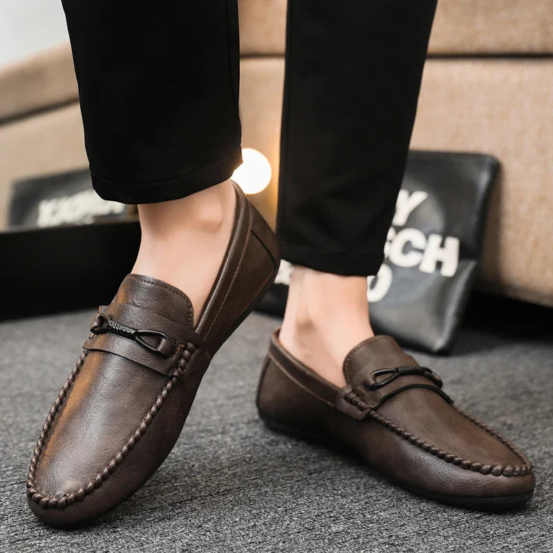 Mocassins Minimalistas Masculinos Sapatos Casuais de Couro Confortáveis Para Homens Sapatos de Condução Antiderrapantes Sapatos de Escritório Slip-on Tamanho Grande 46