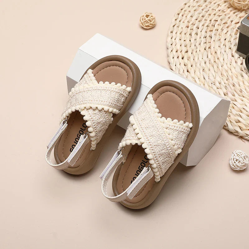 Girls Summer Beach Shoes Ethnic Style Kids Casual Sandals Soft Sole Fashion Children Retro Princess Shoes 2026 Summer New 21-37