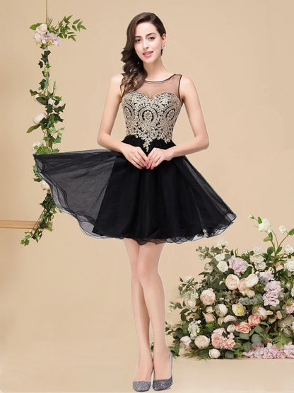 Vestidos Curtos Roxo de Baile com Apliques Dourados, Decote Ilusão A-Line, Mini Vestidos de Festa da Moda para Mulheres, Robe De Soirée