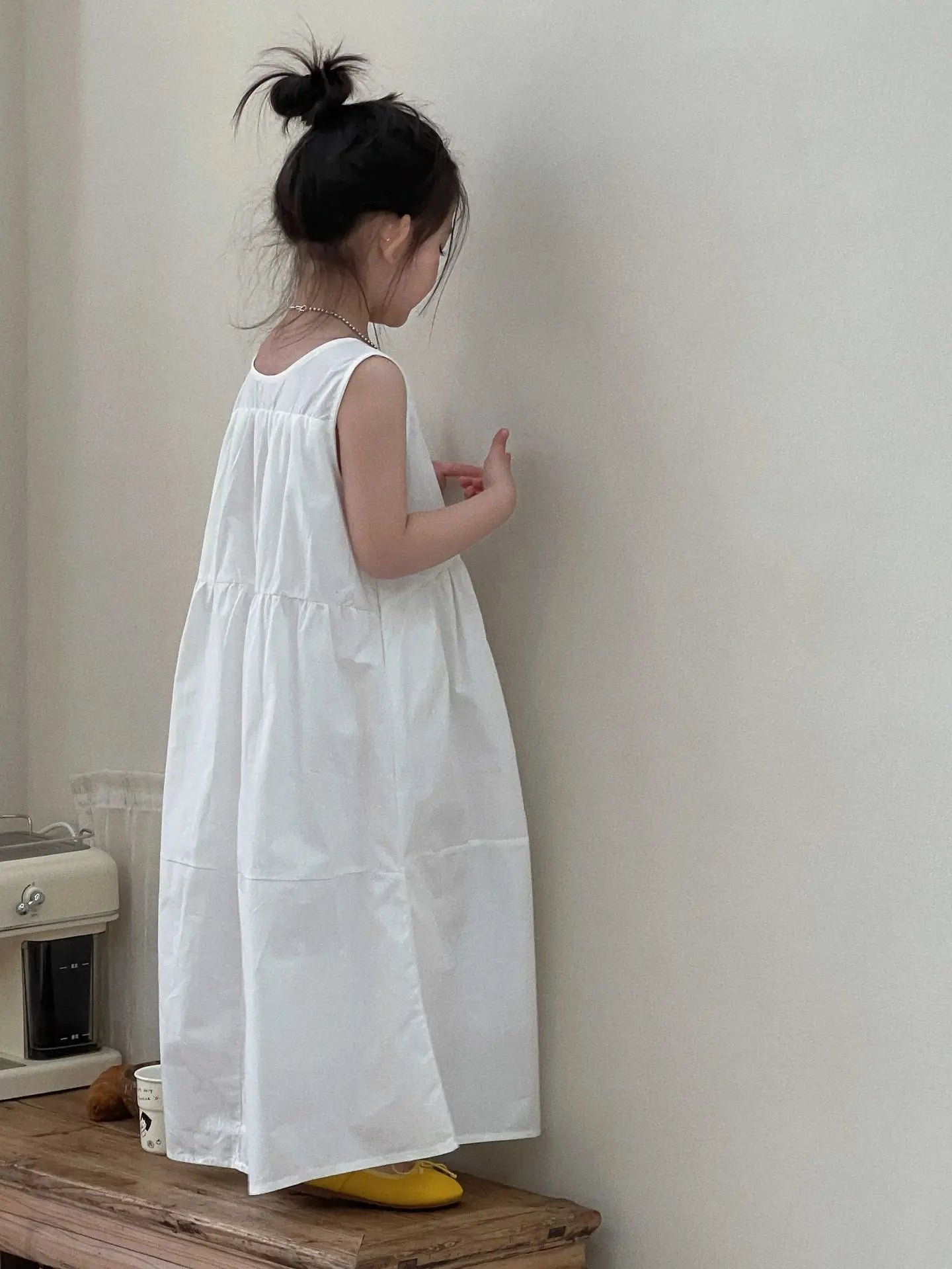 Summer White Vest Dress for Kids Girls Simple Loose Sleeveless Childrens Long Dress Cotton 2-8Y Girl Clothing Casual wear