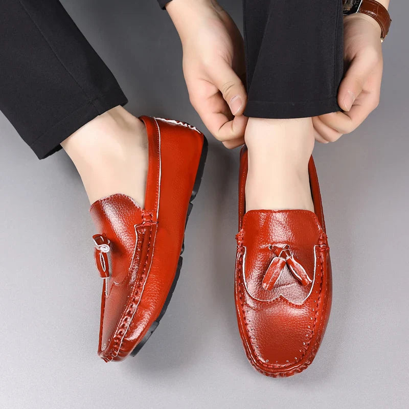 Sapatos Masculinos Loafers Confortáveis Slip-on Mocassins para Dirigir Calçados Masculinos Marca Marrom de Couro Sapatilhas Casuais para Homens