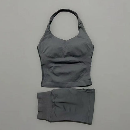 Women Seamless Gym Set 2Pcs Halter Neck Sports Crop Top High Waist Scrunch Butt Shorts Workout Fitness Yoga Tracksuit Sportswear