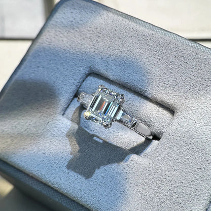 2CT Emerald Moissanite Diamond D Color Women's Ring S925 Sliver 18K White Gold Royal Blue Rings Fine Jewelry for Women