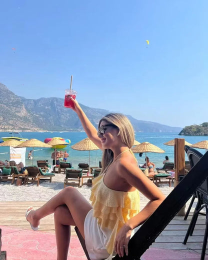 Textured halter crop top with ruffles Women's short yellow sleeveless top with sexy streamers for summer 2025 ETJ