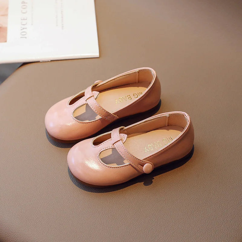 2025 new style soft soled leather shoes for little girls, fashionable and versatile princess shoes, children's college style