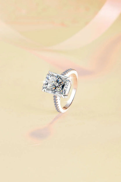 Luxury Radiant Cut PT950 Platinum 5CT Moissanite Band Women's Elegant Sparkling High-End Engagement Ring