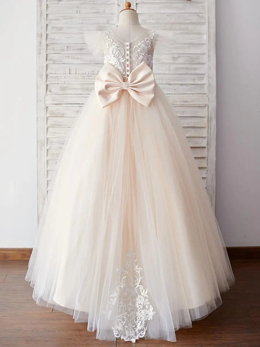 Communion Girl Dress Lace Appqulies Bodice Floor-length Skirt Puffy Dress with Long Train Formal Party Toddler Clothe