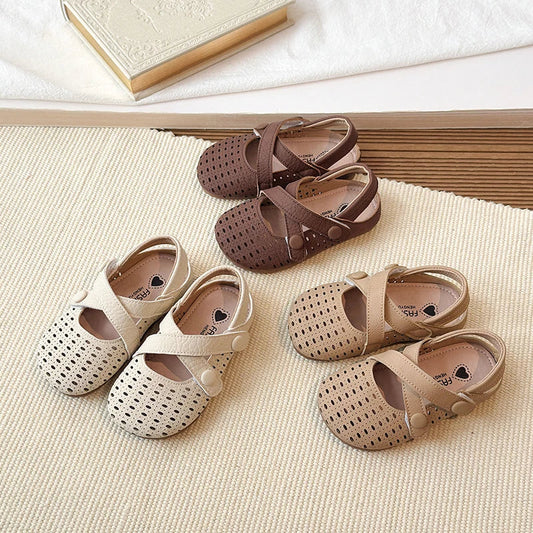 Summer New Kids Mary Jane Sandals Hollow-out Breathable Girls Causal Flat Shoes Non-slip School Children Fashion Retro Sandals