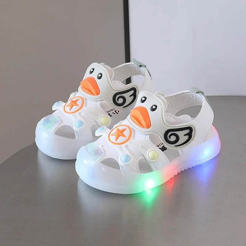 LED Light Baby Shoes 2023 Summer 0-3 Year Old Boys/girl Headband Anti Kick Sandals with Soft Soles Baby Toddler Soles Beach Shoe