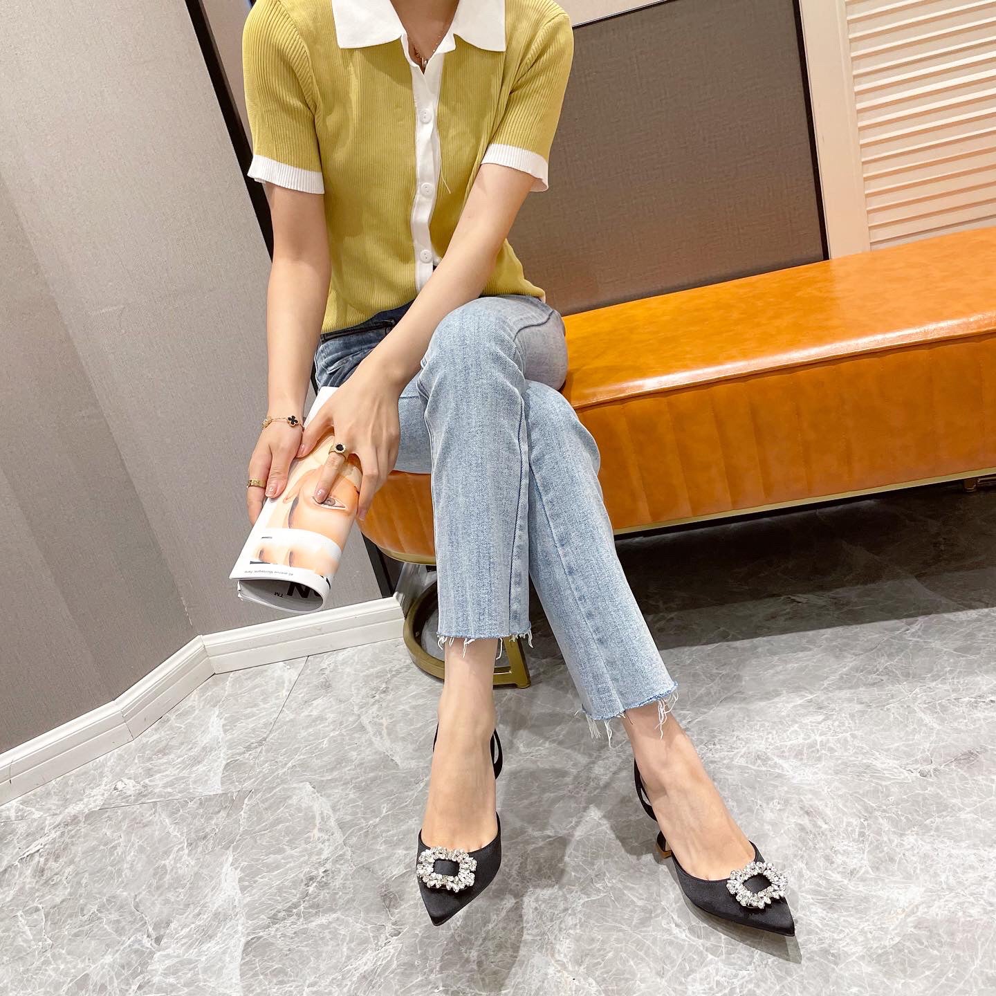 Brand Women Pumps Luxury Crystal Slingback High Heels Summer Bride Shoes Comfortable triangle Heeled Party Wedding Shoes