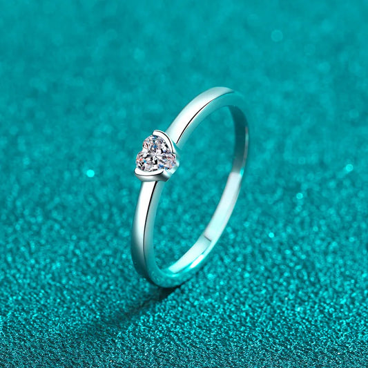 0.3ct Heart Cut Moissanite Engagement Rings for Women Classic Wedding Band 925 Sterling Silver Plated PT950 Birthday Gift