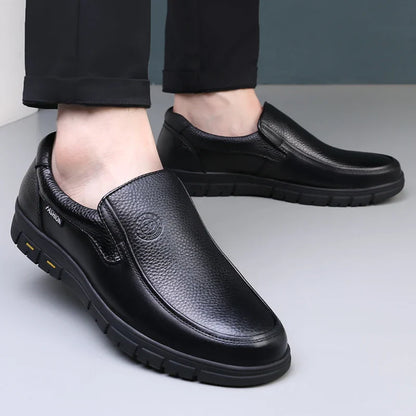 High Quality Leather Men Casual Shoes Italian Luxury Brand Mens Loafers Breathable Formal Mens Dress Shoes Slip-on Driving Shoes