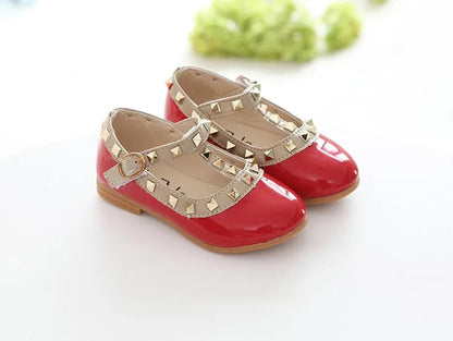 Girls Shoes Spring Children Shoes Girl Rivets Princess Autumn Toddler Girls Kids Flat Shoes T-Tied Style Girls Summer Sandals