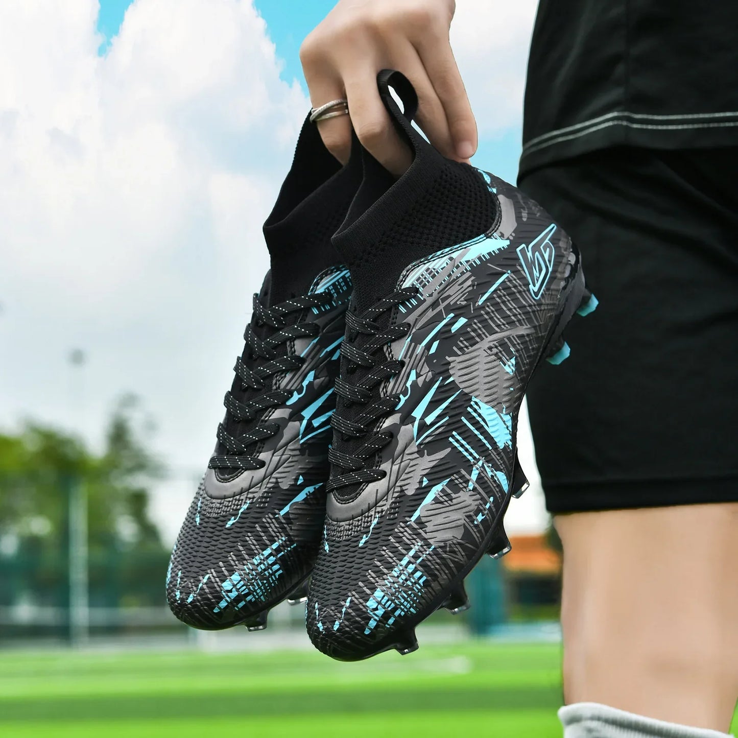 Men Soccer Shoes TF/FG Sneaker Boy Comfortable Society Original Resistant Top Quality Football Shoes Long Spikes Football Boots