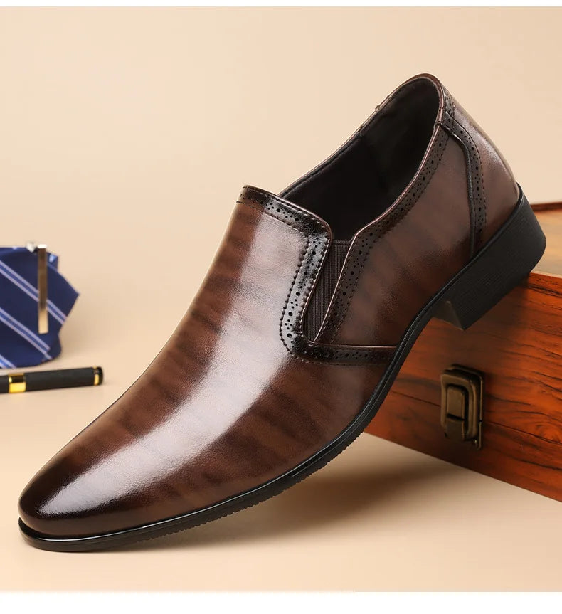Spring Autumn New Pointed Leather Shoes for Men Solid Color Business Casual Shoes Male Fashion Designer Dress Shoe Man
