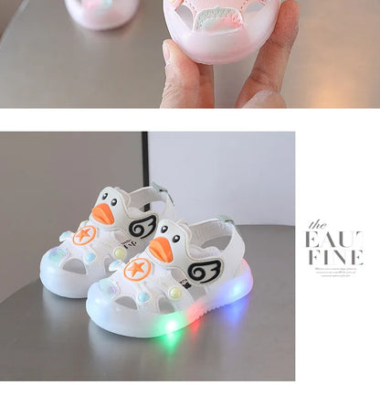 LED Light Baby Shoes 2023 Summer 0-3 Year Old Boys/girl Headband Anti Kick Sandals with Soft Soles Baby Toddler Soles Beach Shoe